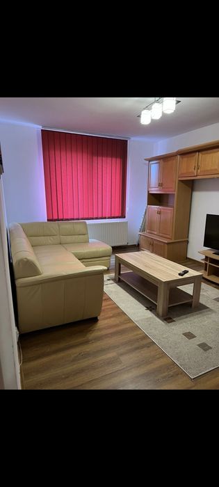 Apartament de închiriat