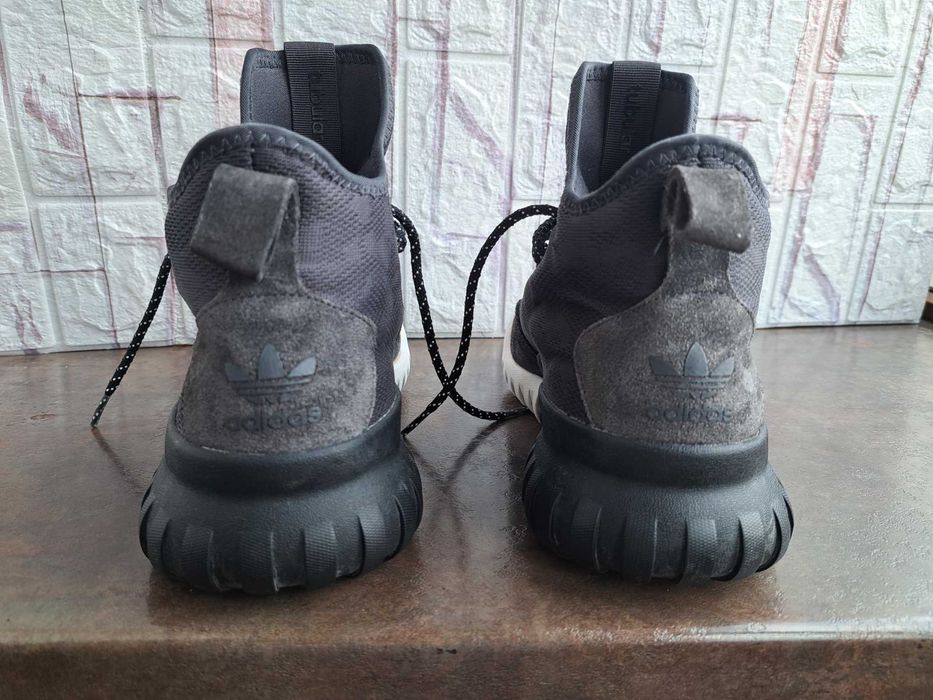 мъжки маратонки,кецове,спортни обувки,Adidas,ном.40,5,адидас