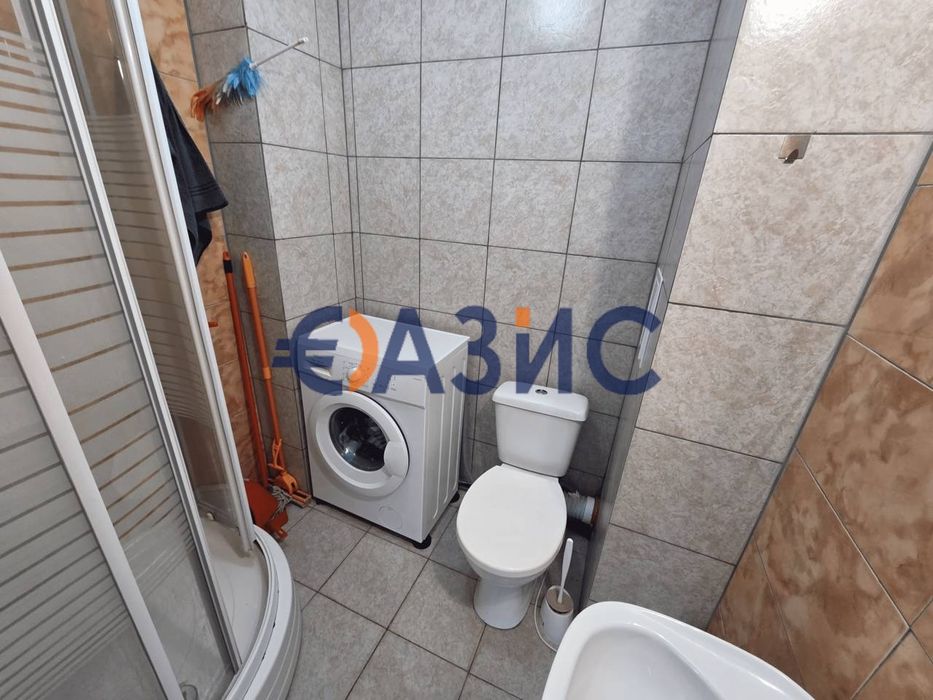 Продава се Двустаен апартамент в к.к. Слънчев бряг - 51 кв.м за 1177 €/кв.м - Снимка #9