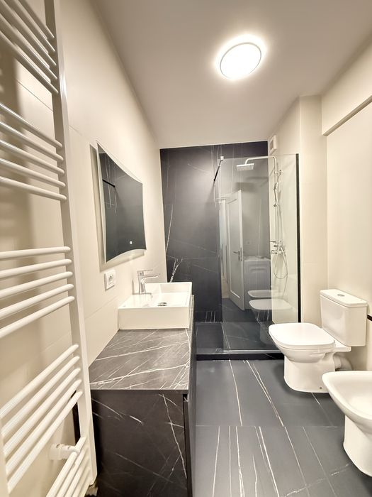 Apartament de lux cu 2 camere – De închiriat | Bloc nou 2022 | Parcare privată