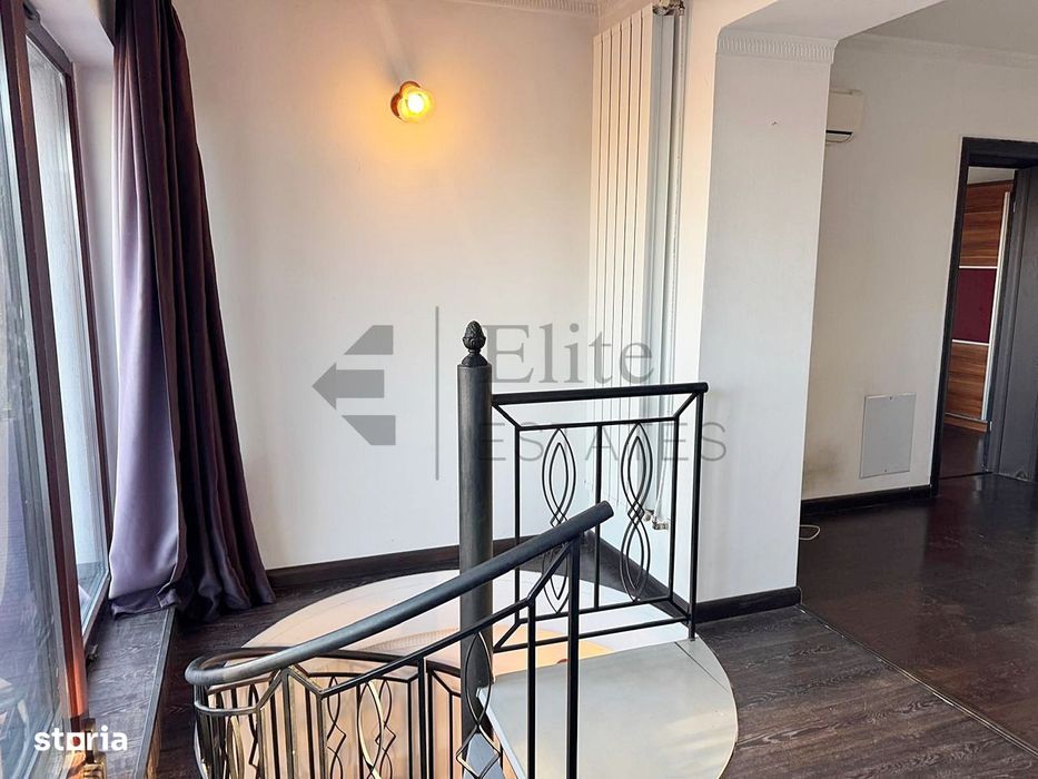 Apartament de inchiriat tip penthouse cu 2 camere Central