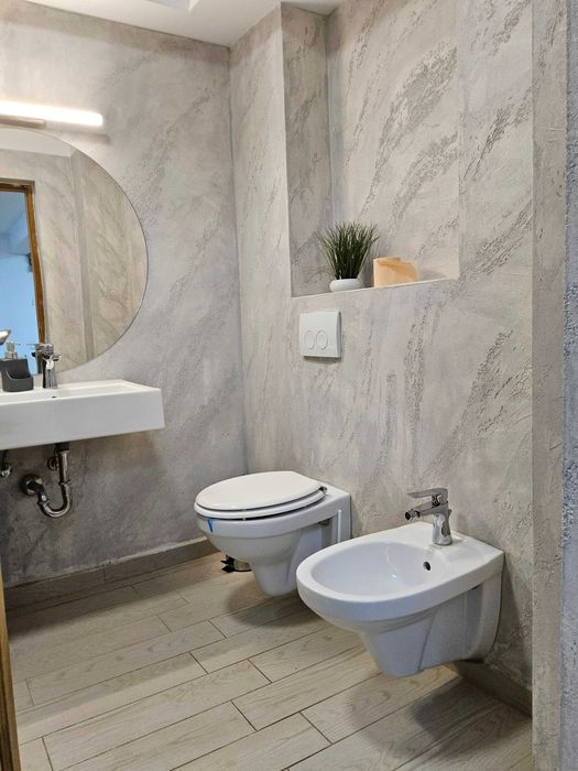 Zona VIVO - Închiriez Apartament de lux cu Terasa: 2 camere