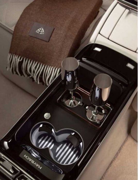 Mercedes-Maybach.Сребърни чаши,за Шампанско./200ml-Height-19"02sm/