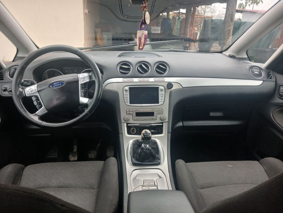 FORD  2009 — imagine 4