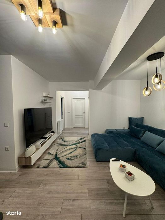 Apartament 3 camere bloc nou et 8