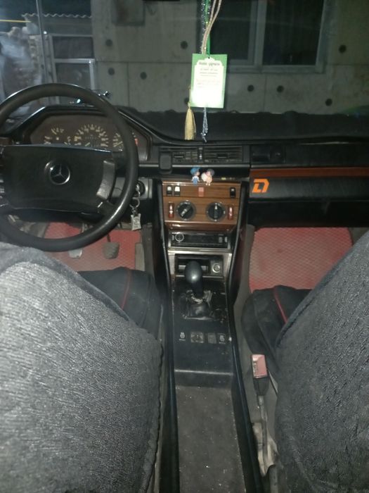 Мерседес 124 жүріп тұр