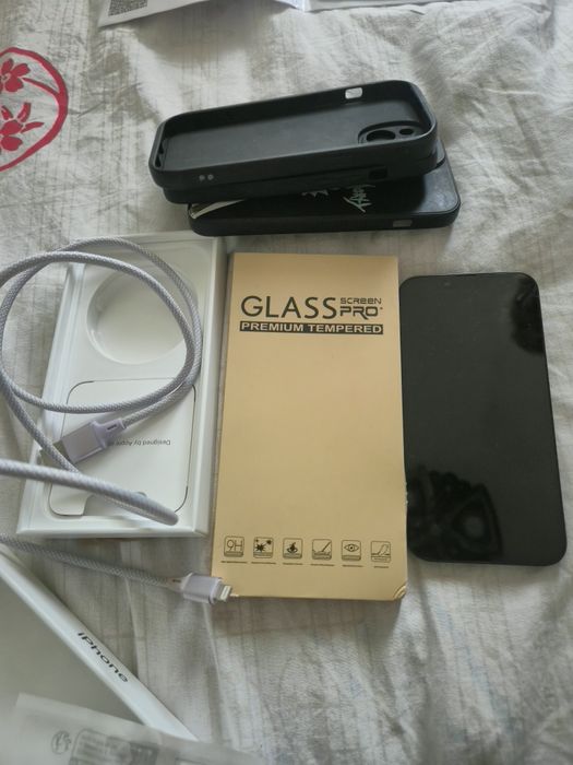 De vânzare iPhone 14