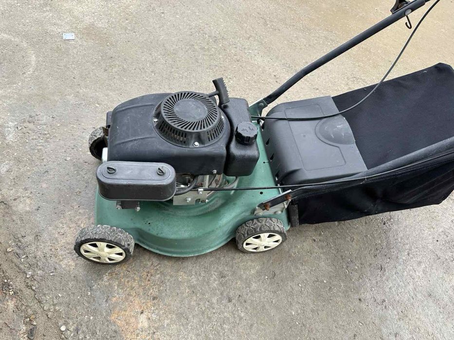 Косачка бензинова RTR