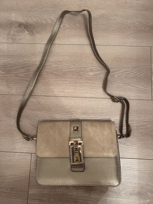 Дамси чанти.