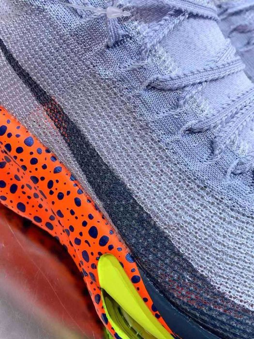 Продавам нови мъжки маратонки с кутия Nike Air Zoom Alphafly NEXT% 3  Olympic Safari