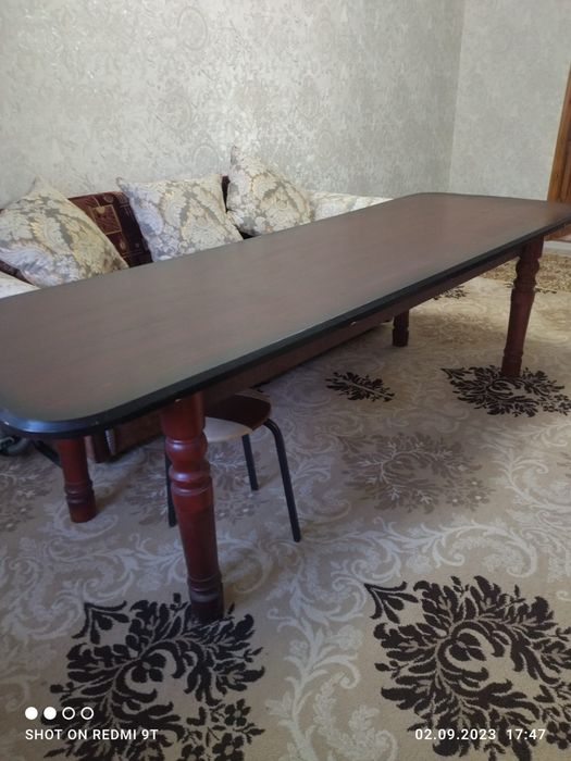 Продам стол без стулья