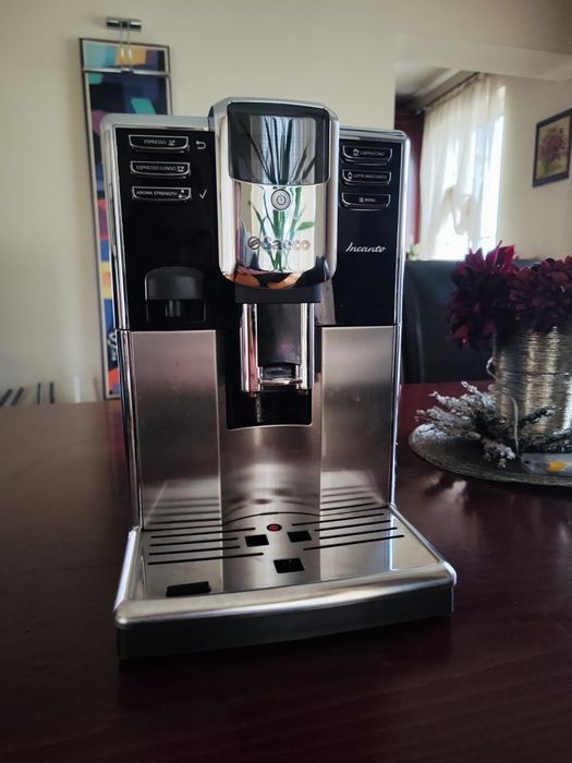 Кафеавтомат-Saeco Incanto-8916