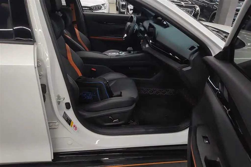 Changan UNI-V 1.5T Sport
