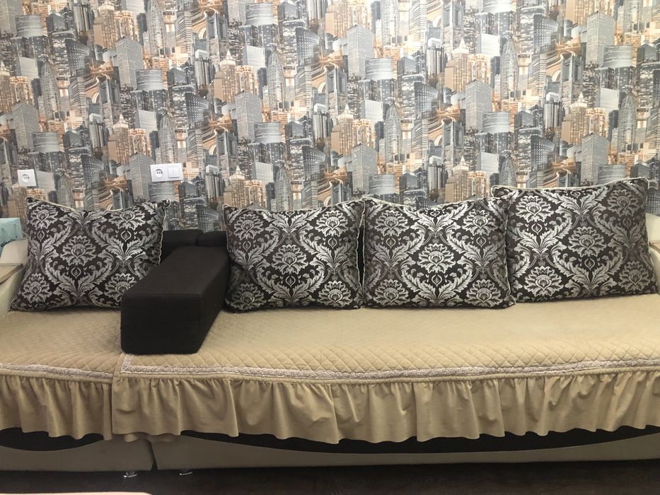 Мяхкий уголок  для зала  (диван)…