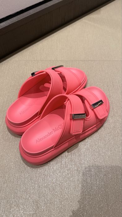 Дамски шехли и малка чанта Alexander Mcqueen