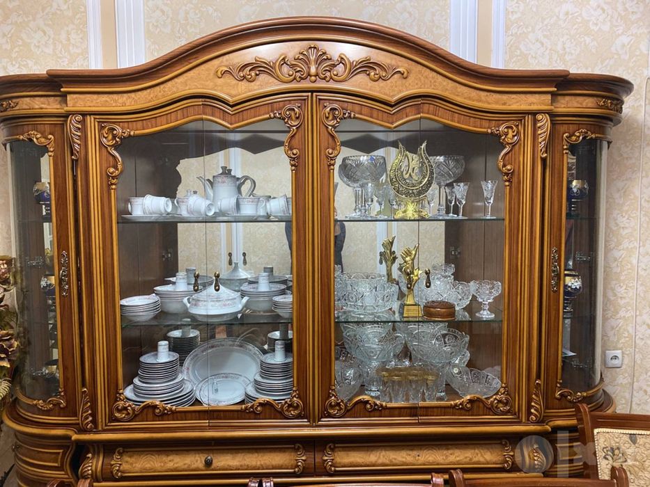 Продаю срочно Стенка для гостинной