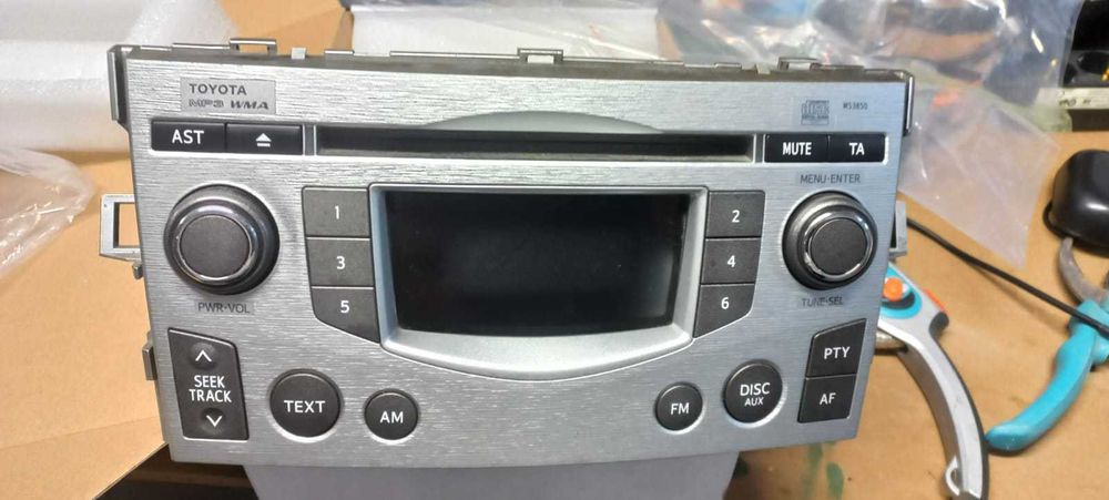 CD радио система за Тойота Версо