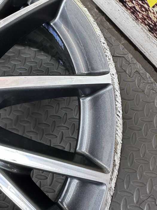 17 цола 5х112 - VW - Golf-Passat-T roc-Tiguan-Touran-Jetta-Caddy-Eos