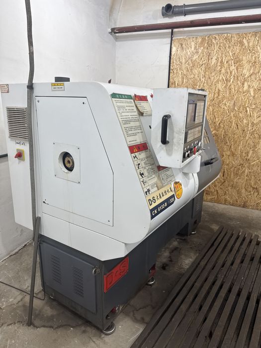 Станок токарный ЧПУ