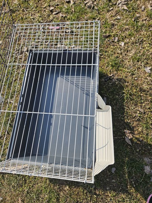 Vând cusca  rozatoare