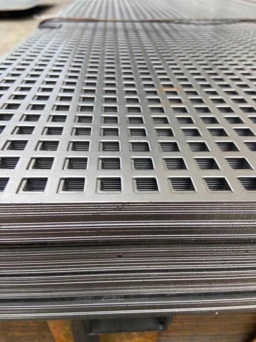 Tablă Perforată Oțel toate dimensiunile și formatele