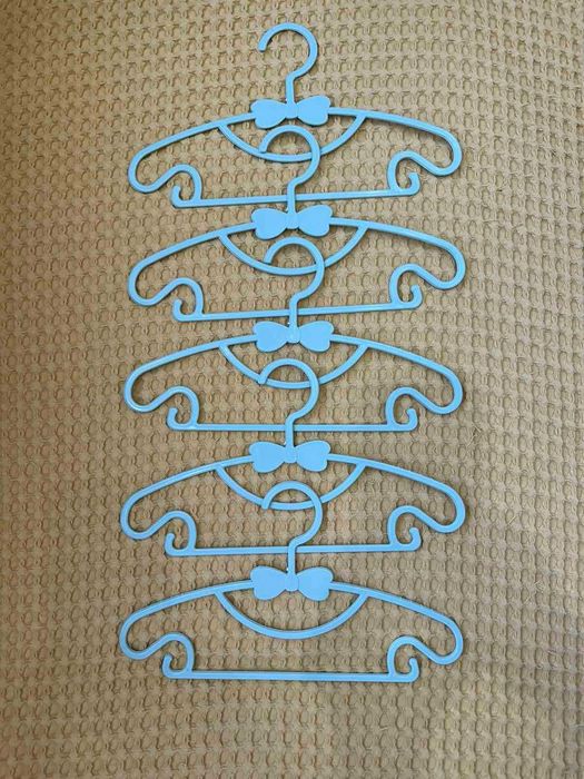 10 броя детски закачалки за дрехи