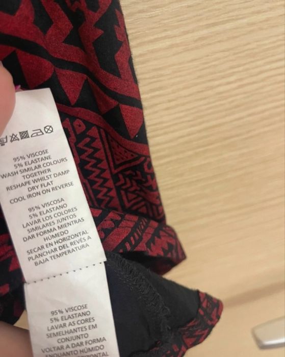 Rochie rosu negru Atmosphere S maneca 3/4 95% vascoza