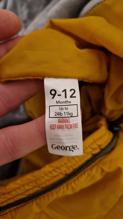 Combinezon de iarnă pentru bebeluși George, galben pt. copii