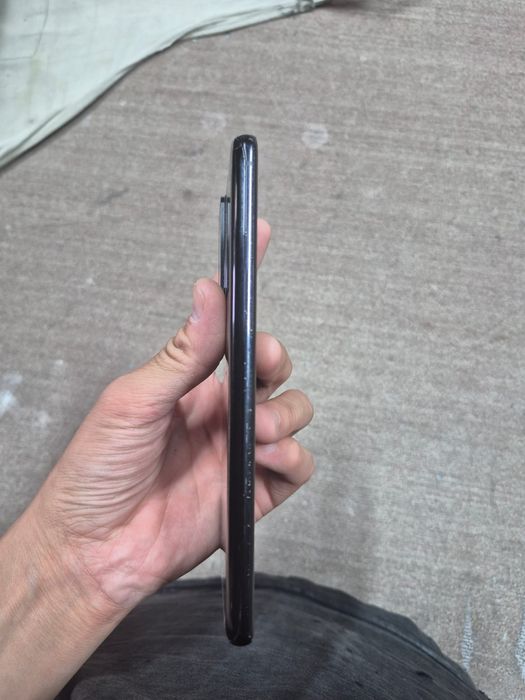 Samsung S20 Ultra  (читайте описание)