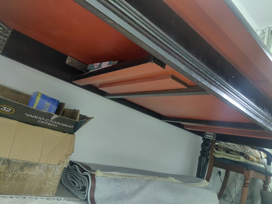 Стол срочный торг продам 70000