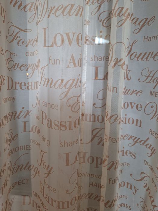 Perdea latimea 280 pe inaltime 245