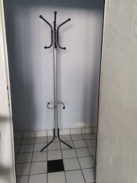 Стояща закачалка закачалка за дрехи за дома или офиса