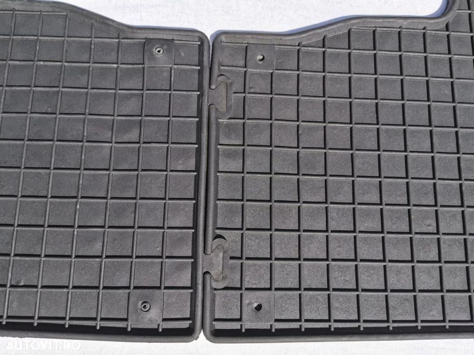 Covorase cauciuc Honda C RV Covorase cauciuc Honda C RV(2012 )