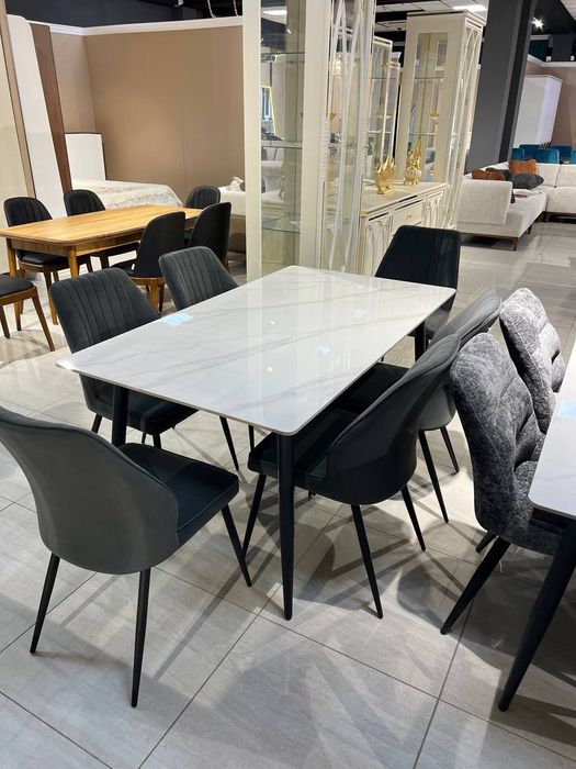 Oshxona zal uchun stol va stullar