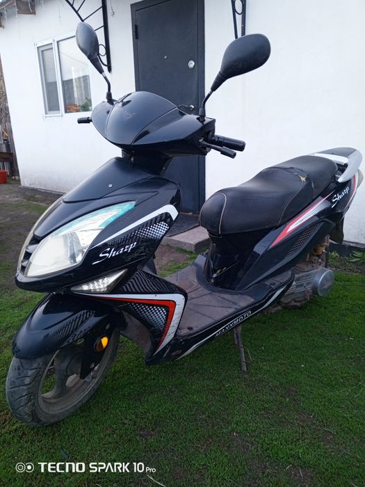 Скутер sharp 150кубов