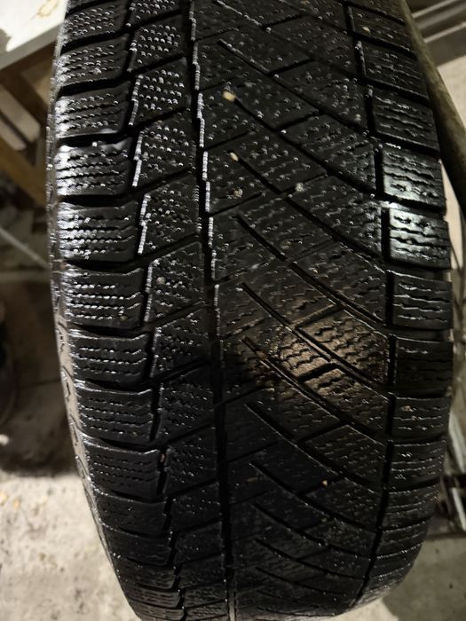 Шины с дисками 265/70 R16