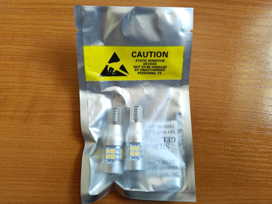 LED крушка с CANBUS W16W