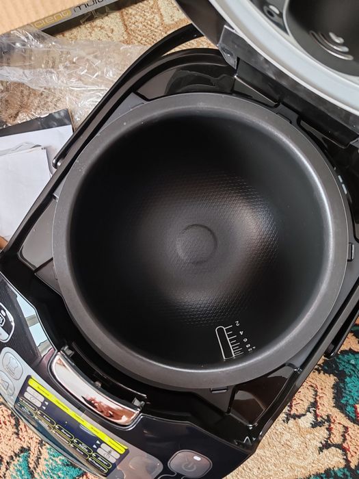 Продам новую мультиварку