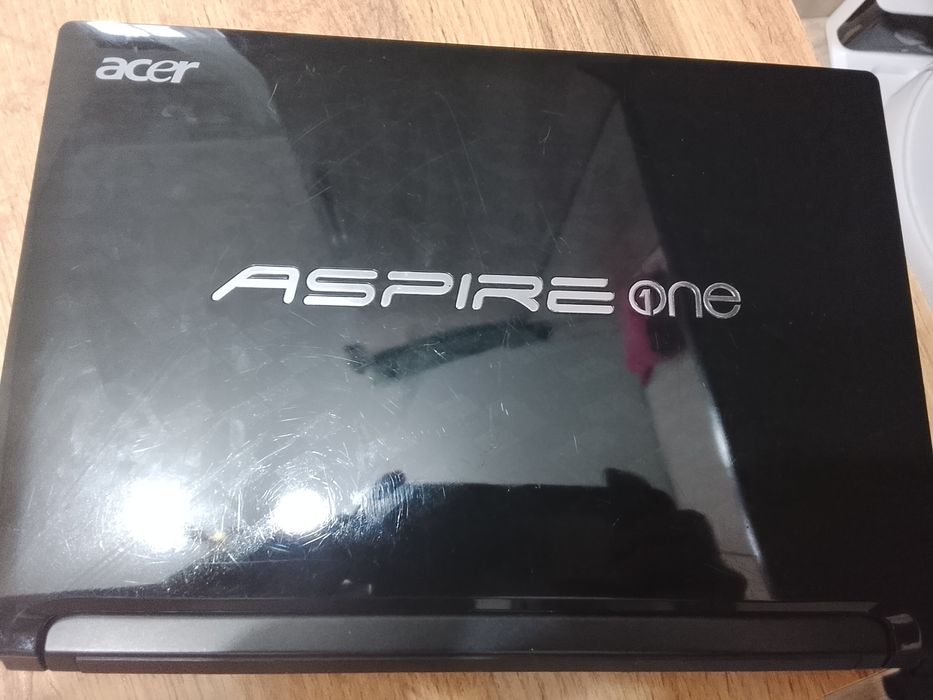 Продам нетбук Aser