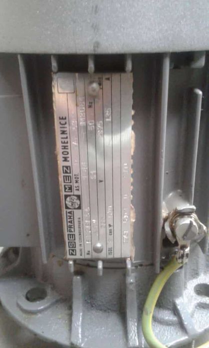 Электродвигатель 
/  Электромотор Чехословакия