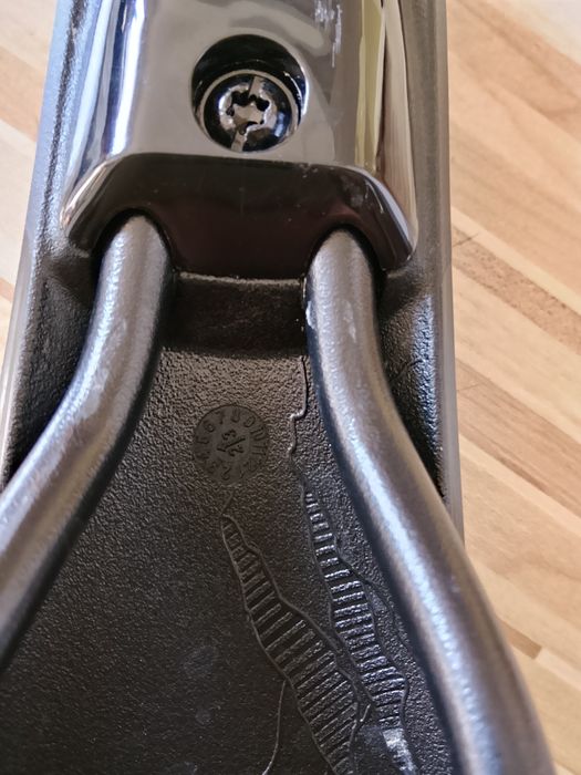 Fizik Taiga Седалка