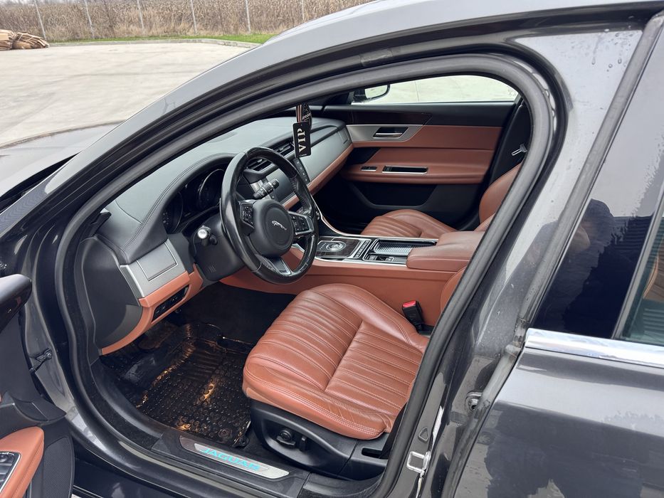 Vand/Schimb Jaguar XF/4x4/2017