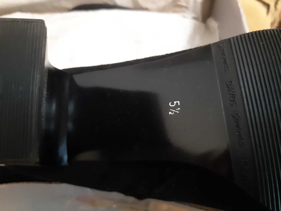 ghete/botine de dama din piele naturala, noi, in cutie