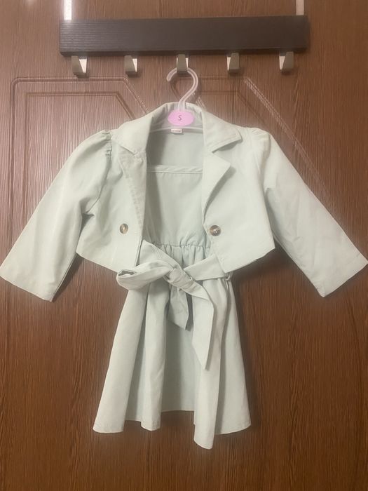 Бебешка рокля със сакенце 9-12 м