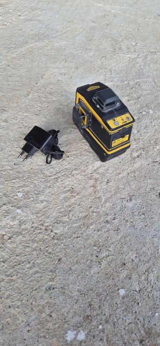 Nivela laser cu linii Spectra LT58G