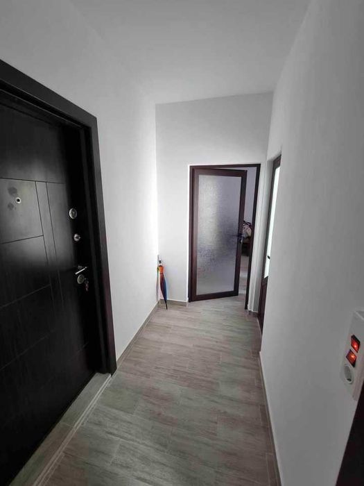 Продава се Тристаен апартамент в Балчик - 63 кв.м за 1111 €/кв.м - Снимка #2