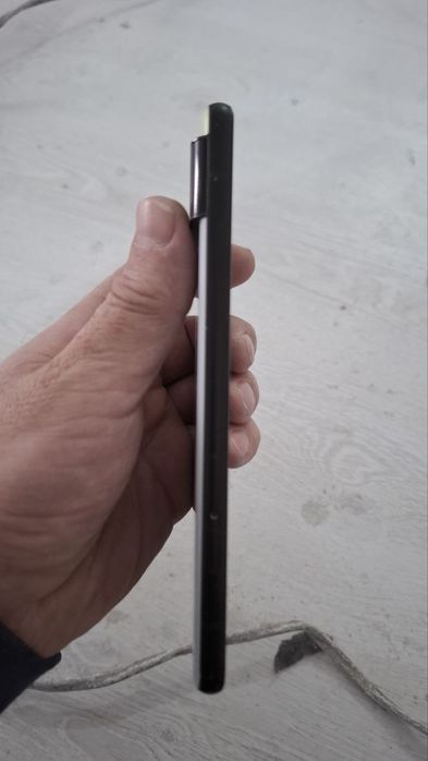 Google pixel 6 шишаси синган