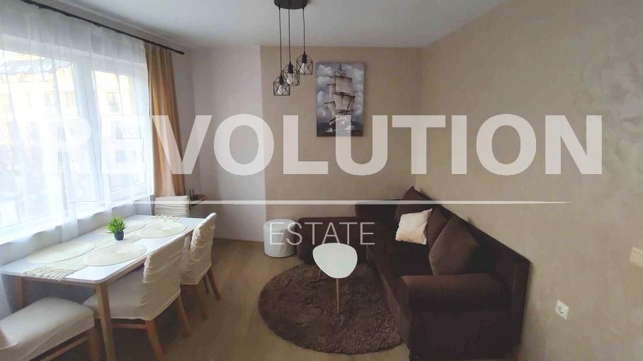 Дава се под наем Тристаен апартамент в Варна, Трошево - 90 кв.м за 700 € - Снимка #10