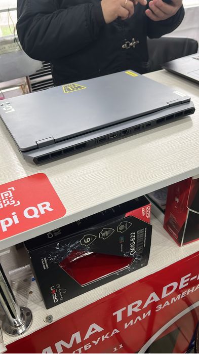 ноутбук Lenovo LOQ