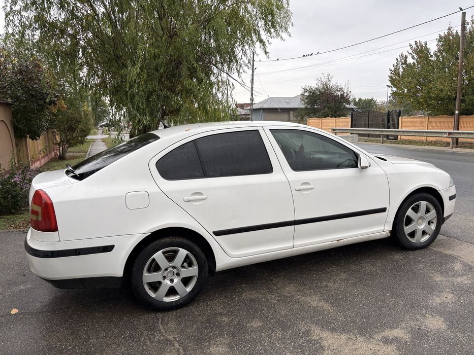 SKODA Octavia 2008 — imagine 4